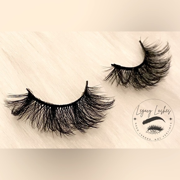 Pretty Girl - Perfect And Natural 20 MM Minks 🫶🏼 - Picture 3 of 3